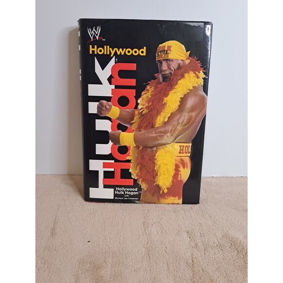 World Wrestling Entertainment Hollywood Hulk Hogan Book - Picture 1 of 6